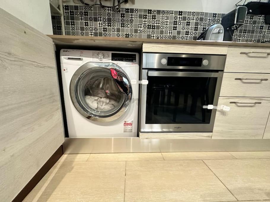 Loft Moderno Con Terrazzo Apartman Milánó Kültér fotó